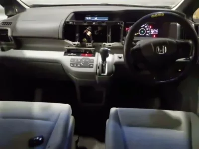 Honda STEP WAGON  с аукциона в Японии