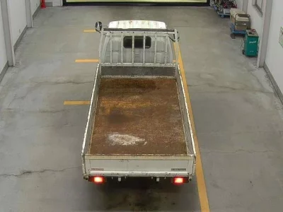 Toyota DYNA  с аукциона в Японии