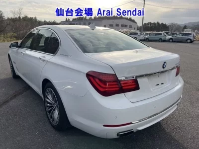 BMW 7-Series  с аукциона в Японии