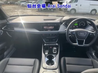 Audi e-tron  с аукциона в Японии