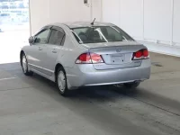 Honda CIVIC HYBRID лот № 2275 оценка 3.5  с аукциона в Японии 1