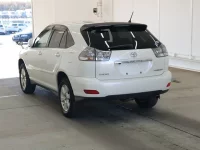 Toyota HARRIER лот № 2282 оценка 4  с аукциона в Японии 1