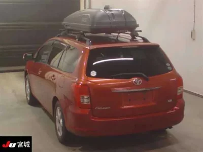 Toyota COROLLA FIELDER  с аукциона в Японии