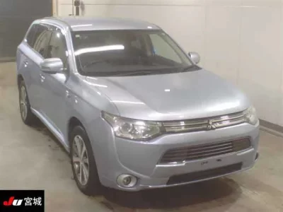Mitsubishi OUTLANDER PHEV