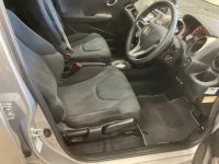 Honda FIT лот № 2291 оценка 4  с аукциона в Японии 3