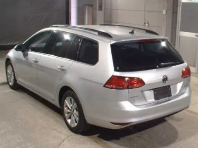 Volkswagen GOLF VARIANT