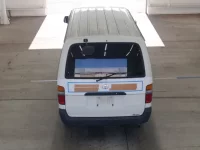Toyota HIACE лот № 2295 оценка 3.5  с аукциона в Японии 2