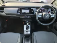 Honda FIT лот № 5 оценка 4  с аукциона в Японии 3
