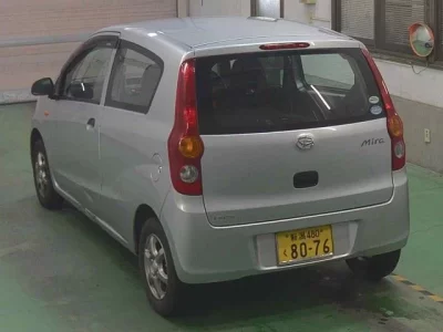 Daihatsu MIRA  с аукциона в Японии