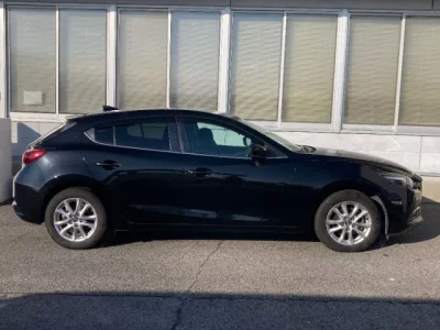 Mazda AXELA  с аукциона в Японии