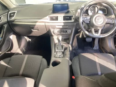 Mazda AXELA  с аукциона в Японии