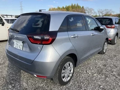 Honda FIT  с аукциона в Японии