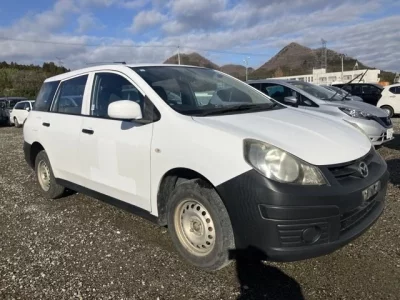 Mazda FAMILIA VAN  с аукциона в Японии
