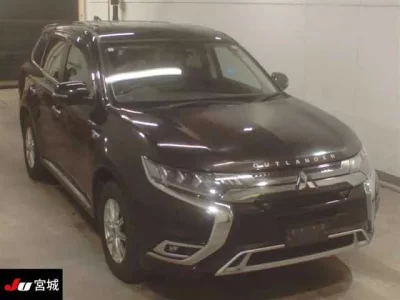 Mitsubishi OUTLANDER PHEV  с аукциона в Японии