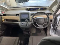Honda FREED лот № 2319 оценка 3  с аукциона в Японии 4
