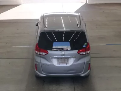 Honda FREED  с аукциона в Японии