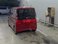 Nissan ROOX лот № 111 оценка R  с аукциона в Японии 1