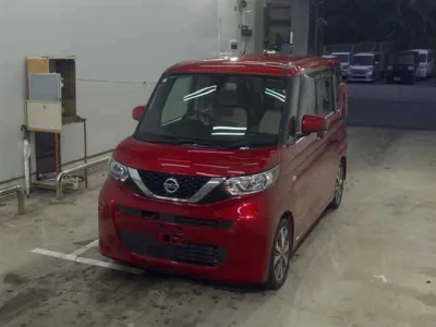 Nissan ROOX  с аукциона в Японии