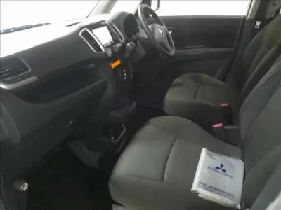 Mitsubishi DELICA D2