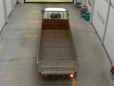 Isuzu ELF  с аукциона в Японии