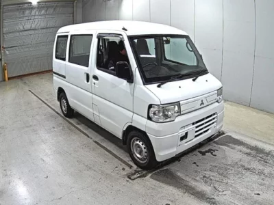 Mitsubishi MINICAB VAN