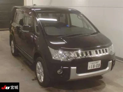 Mitsubishi DELICA D5