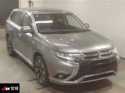 Mitsubishi OUTLANDER PHEV