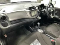 Honda FIT лот № 11012 оценка 4  с аукциона в Японии 2