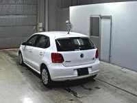 Volkswagen POLO лот № 2119 оценка 4  с аукциона в Японии 1