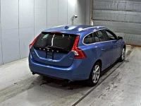 Volvo V60 лот № 2117 оценка 4  с аукциона в Японии 4