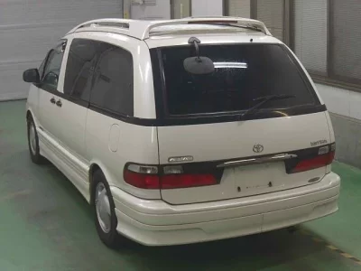 Toyota ESTIMA  с аукциона в Японии