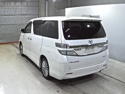 Toyota VELLFIRE  с аукциона в Японии