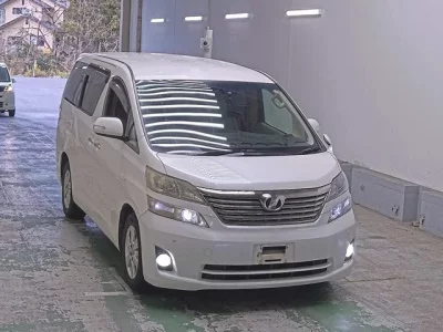 Toyota VELLFIRE  с аукциона в Японии