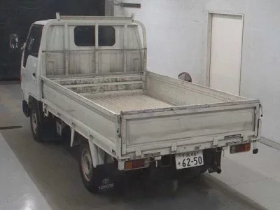 Toyota HIACE TRUCK  с аукциона в Японии