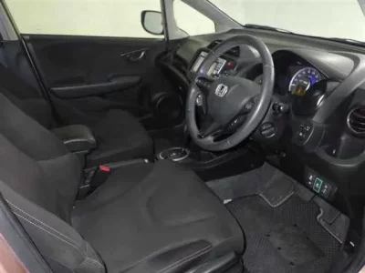 Honda FIT  с аукциона в Японии
