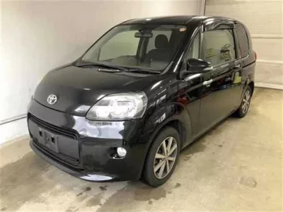 Toyota PORTE  с аукциона в Японии