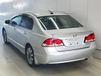 Honda CIVIC HYBRID лот № 239 оценка 3.5  с аукциона в Японии 1