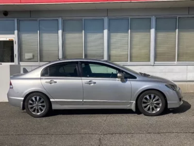 Honda CIVIC HYBRID  с аукциона в Японии