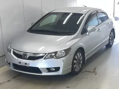 Honda CIVIC HYBRID  с аукциона в Японии