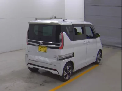 Nissan ROOX  с аукциона в Японии