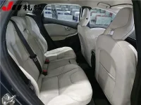 Volvo V40 лот № 1092 оценка 3.5  с аукциона в Японии 6