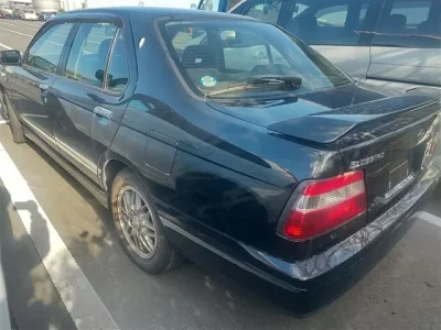 Nissan BLUEBIRD
