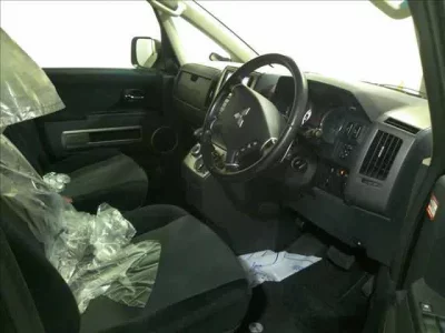 Mitsubishi DELICA D5