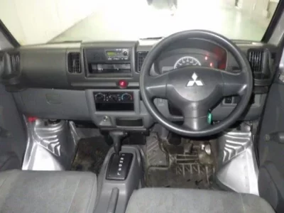 Mitsubishi MINICAB VAN