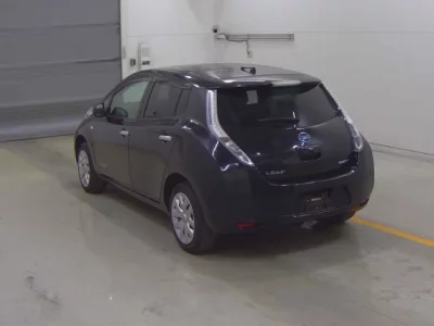 Nissan LEAF  с аукциона в Японии