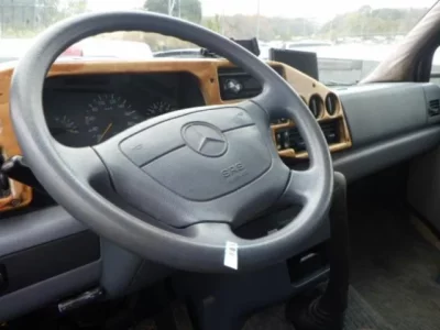 Mercedes-Benz TRANSPORTER