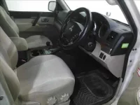 Mitsubishi PAJERO лот № 7164 оценка 3.5  с аукциона в Японии 3