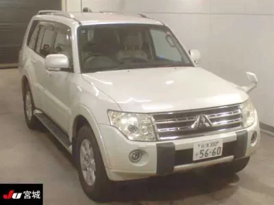 Mitsubishi PAJERO  с аукциона в Японии