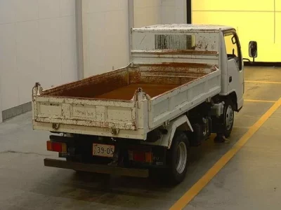 Isuzu ELF  с аукциона в Японии
