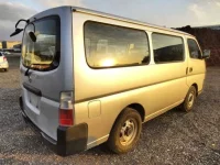 Nissan CARAVAN VAN лот № 8509 оценка 3  с аукциона в Японии 4